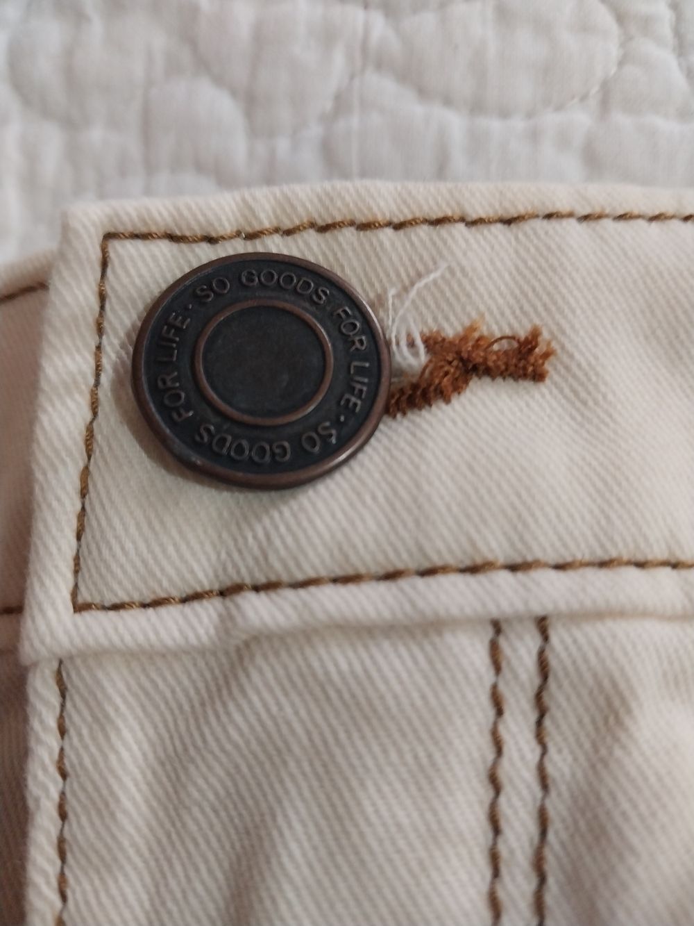 SO High-Rise Cargo Jeans in Cream with Contrast Stitching SIZE M - Picture 10 of 16
